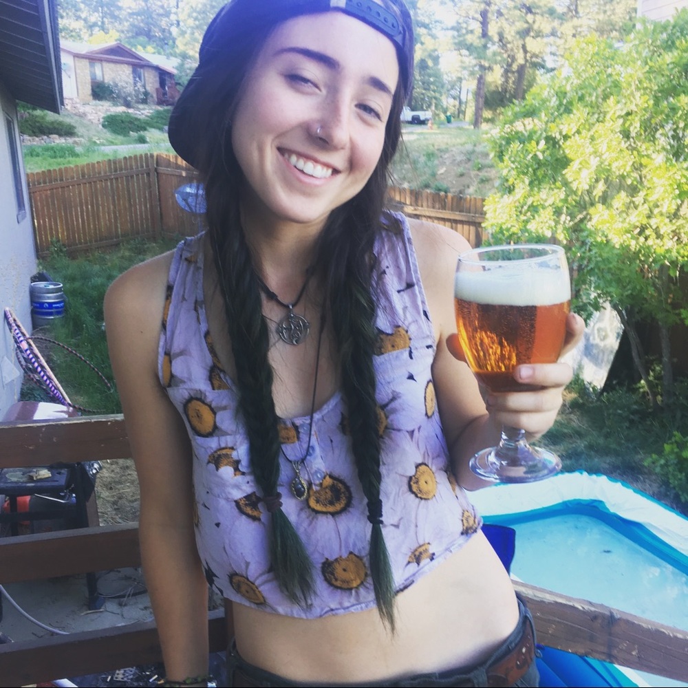 Meet your Posher, Mia